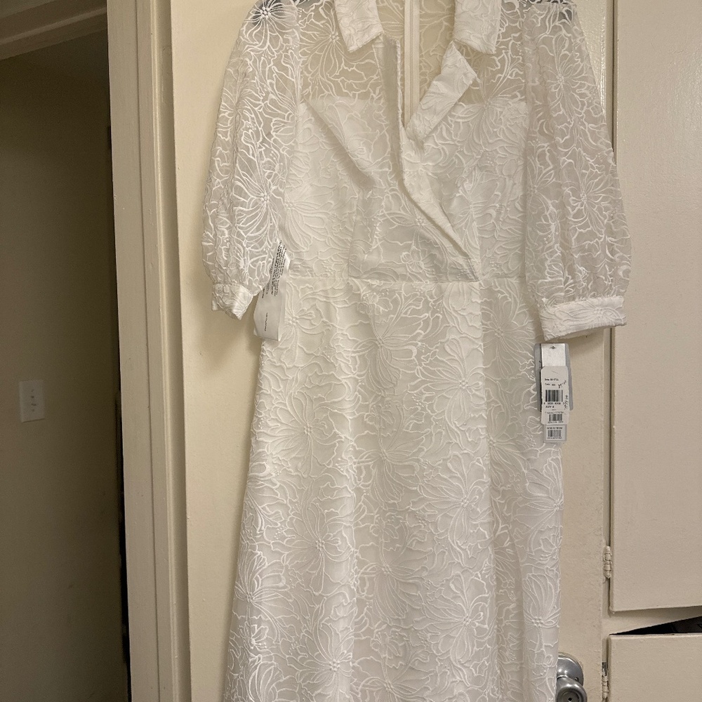 Kay Unger New York Dress
